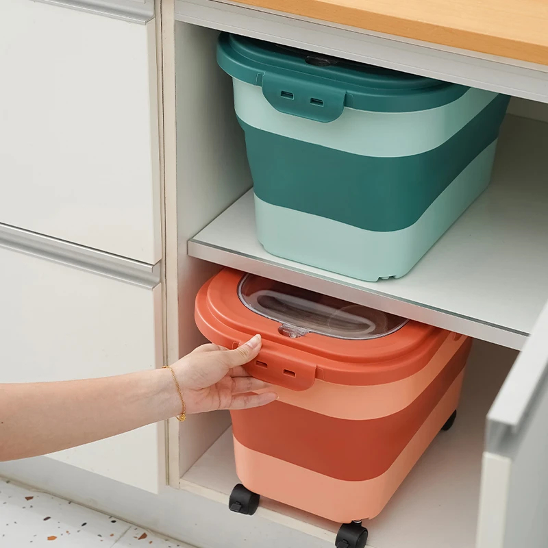 13LB Collapsible Airtight Pet  - Food Storage Made Easy 리뷰 및 가격